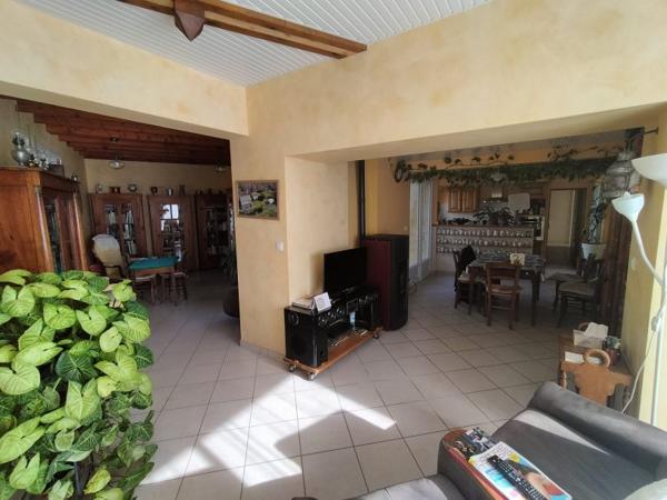 À vendre - Maison individuelle, 5 pièces située à Projan (32400)
