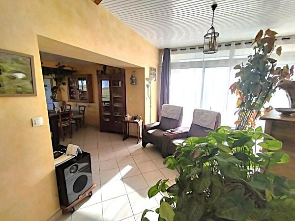 À vendre - Maison individuelle, 5 pièces située à Projan (32400)