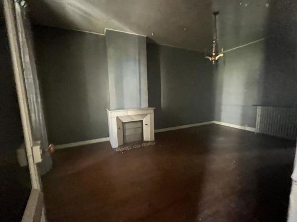 Maison à vendre 119 400 € Coutras 8 p 216 m² DPE