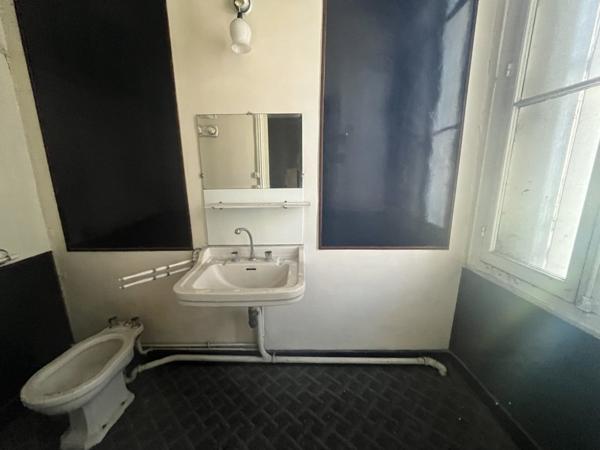 Maison à vendre 119 400 € Coutras 8 p 216 m² DPE