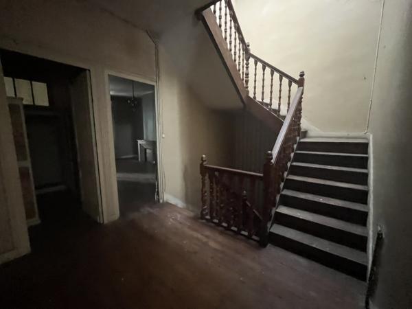 Maison à vendre 119 400 € Coutras 8 p 216 m² DPE