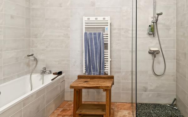 Maison à vendre    6 pièces •  Marseillan