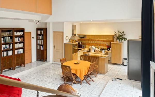 Maison à vendre    6 pièces •  Marseillan