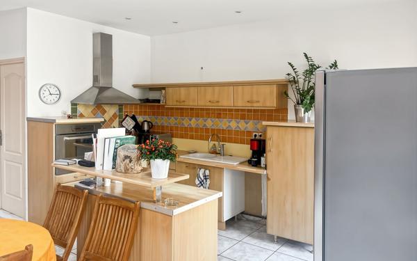 Maison à vendre    6 pièces •  Marseillan