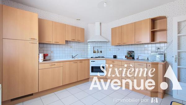Maison 5 pièces 180 m2