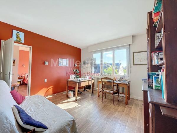 Maison familiale avec garage