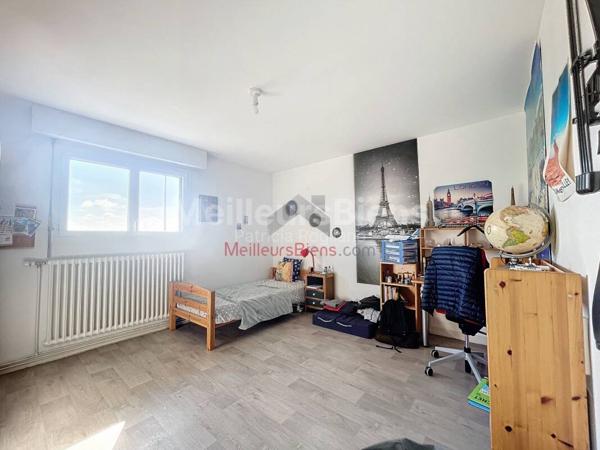 Maison familiale avec garage