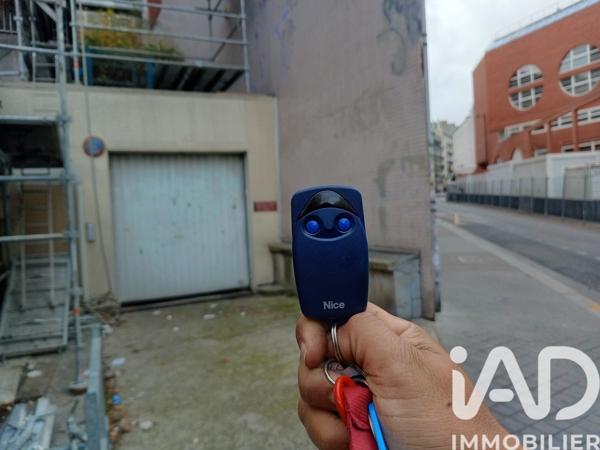 Parking à vendre 14 m² Paris 18