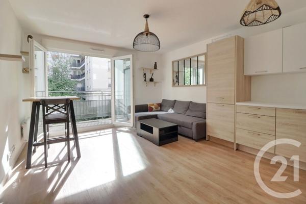 Appartement à vendre  2 pièces - 40 m2 ROMAINVILLE - 93