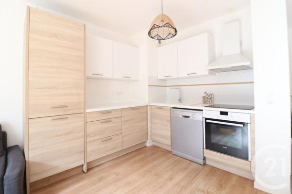 Appartement à vendre  2 pièces - 40 m2 ROMAINVILLE - 93