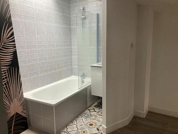 Appartement à louer    1 pièce • 24,90 m2 La Rochelle