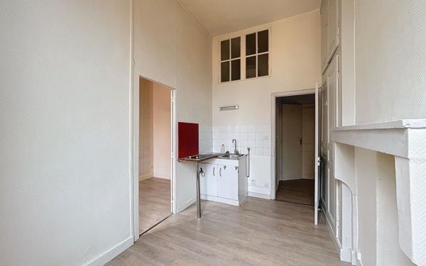 Appartement à vendre    2 pièces • 21,75 m2 Lyon 1