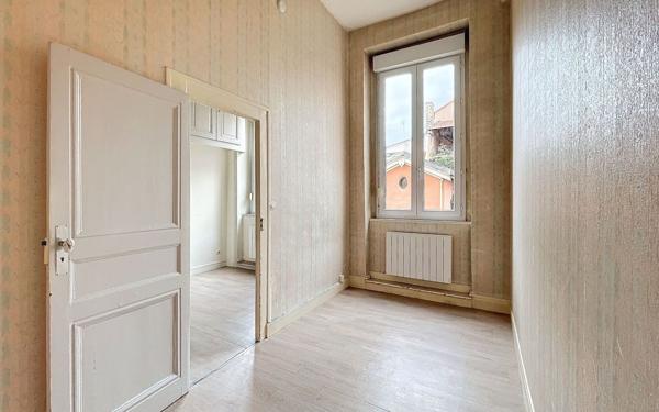 Appartement à vendre    2 pièces • 21,75 m2 Lyon 1