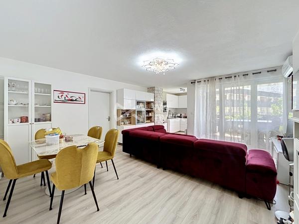 GRAND APPARTEMENT T3 - CASTELNAU LE LEZ