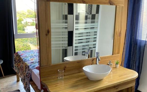 Maison à louer    3 pièces •  Fort-de-France