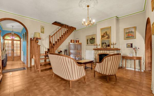 Maison à vendre    6 pièces • 165 m2 Toulouse