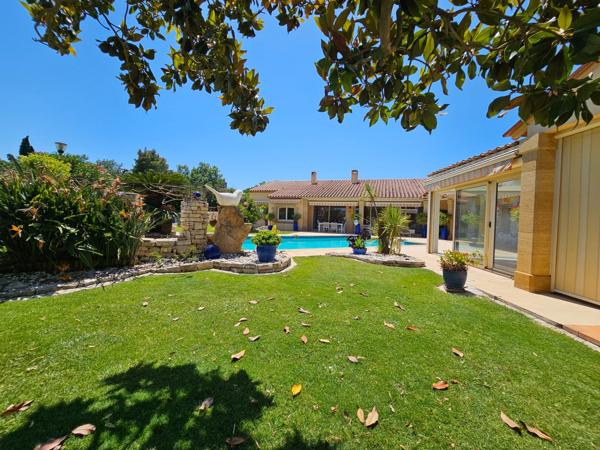 Vente Maison de luxe Perpignan 7 Pièces 325 m²