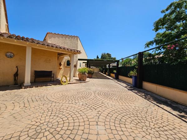 Vente Maison de luxe Perpignan 7 Pièces 325 m²