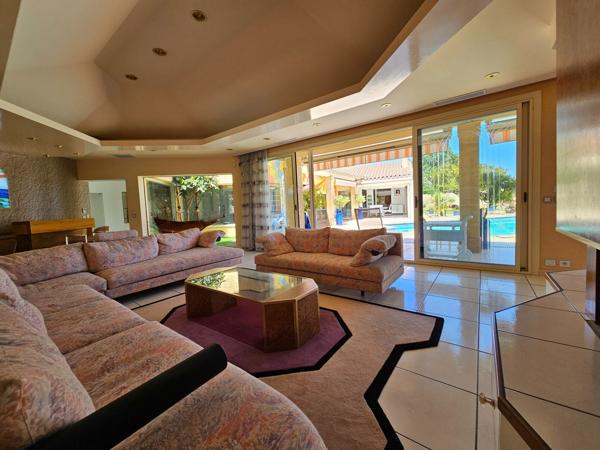 Vente Maison de luxe Perpignan 7 Pièces 325 m²