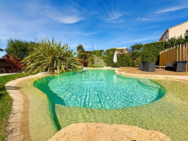 LES PENNES MIRABEAU - Maison T7 200 m2 sur parcelle de 1000m2 avec garage et piscine