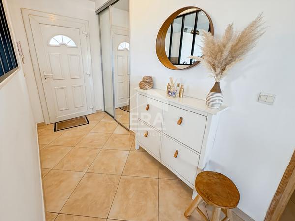 LES PENNES MIRABEAU - Maison T7 200 m2 sur parcelle de 1000m2 avec garage et piscine