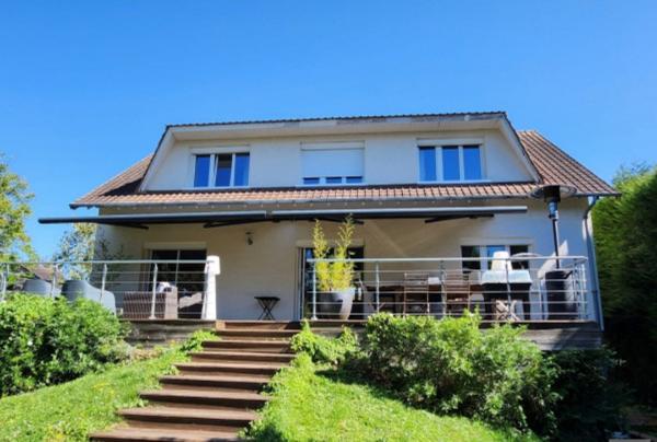 Maison 8 pièces - 226 m²