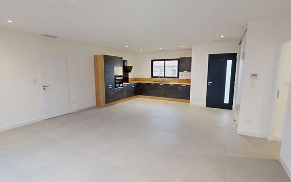 Maison à vendre    4 pièces •  Limoux