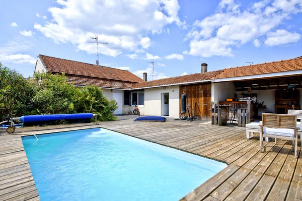 Maison 5 pièces - 140 m²