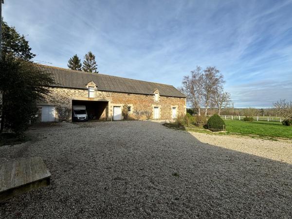 Vente Maison de luxe Caen 8 Pièces 220 m²