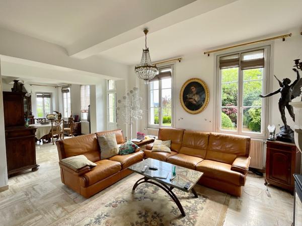 Vente Maison de luxe Caen 8 Pièces 220 m²