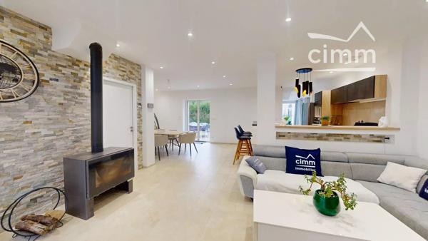 Cimm immobilier Saint Cyr en Val vous propose cette PROPRIÉTÉ DE CHARME RÉNOVÉE AVEC DES PRESTATIONS HAUT DE GAMME