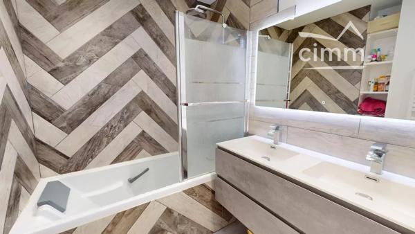 Cimm immobilier Saint Cyr en Val vous propose cette PROPRIÉTÉ DE CHARME RÉNOVÉE AVEC DES PRESTATIONS HAUT DE GAMME