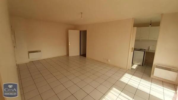 Appartement à louer 2 pièces 53.9m²