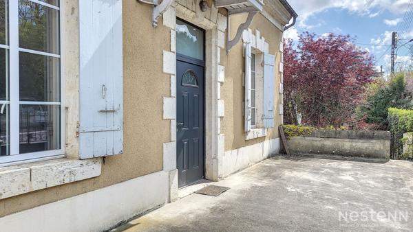 A Vendre Maison de 103 m² avec garages en sous-sol et jardin proche du chemin de Compostelle