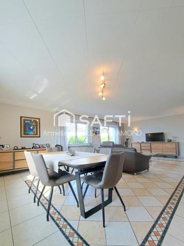 Rebberg de Dornach, magnifique maison plain-pied surélevé avec terrain piscine neuve