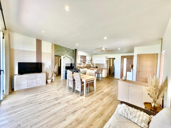 MAISON PASSIVE BOIS AVEC GRAND TERRAIN ET VUE DOMINANTE