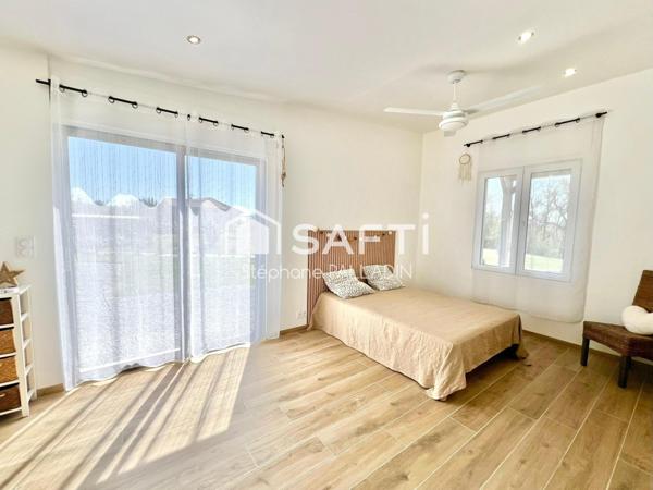 MAISON PASSIVE BOIS AVEC GRAND TERRAIN ET VUE DOMINANTE