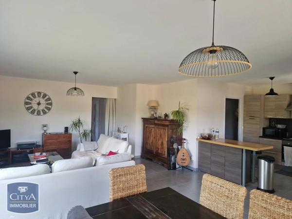Maison à louer 4 pièces 105.93m² Commelle-Vernay (42120)