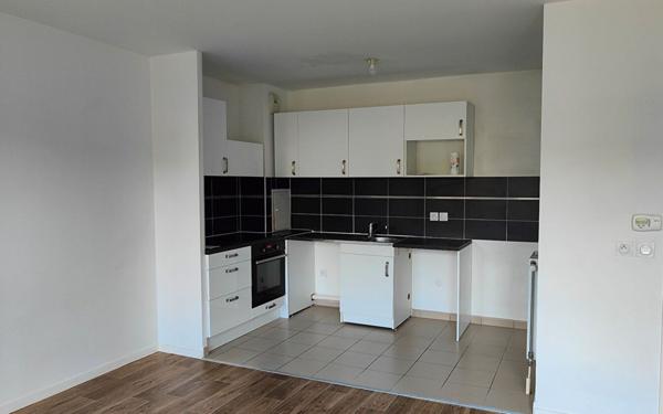 Appartement à louer    1 pièce •  Saint-Michel-sur-Orge