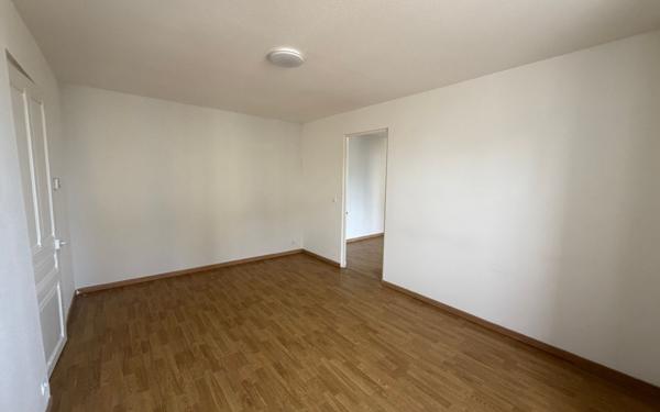 Appartement à louer    2 pièces • 46,80 m2 Sury-le-Comtal