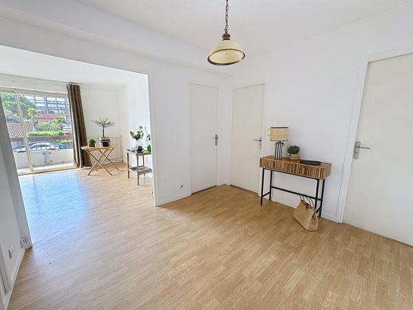 A vendre Appartement Montauban (82) 2 chambres 84,85 m2 balcon ascenseur cellier stationnement centre ville