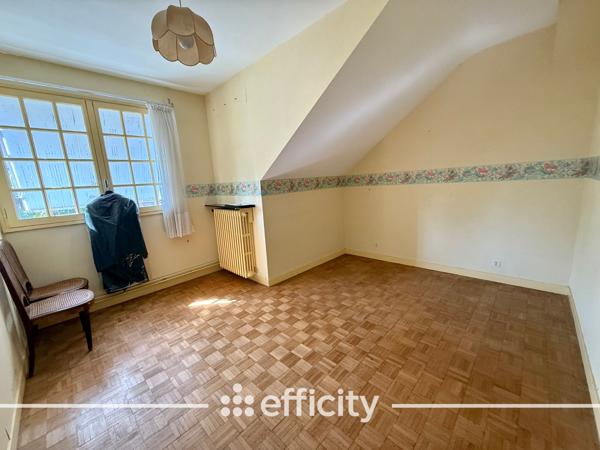 Maison 7 pièces - 145 m²