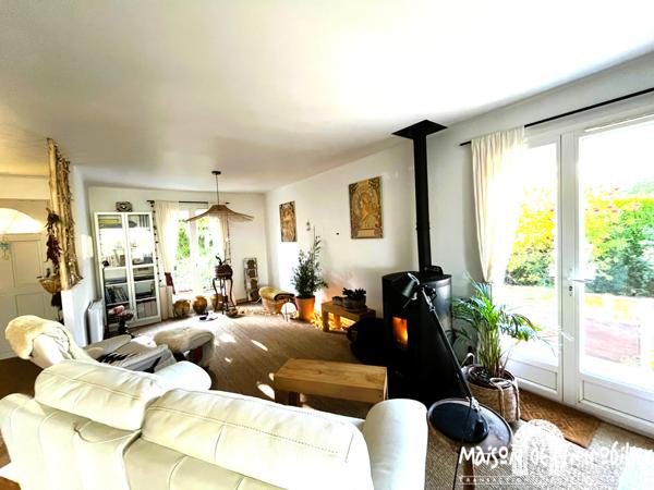 SUD ROYAN - MESCHERS SUR GIRONDE - MAISON SUR SOUS SOL - 5 PIECES -VERANDA - JARDIN Détails des diagnostics énergétiques