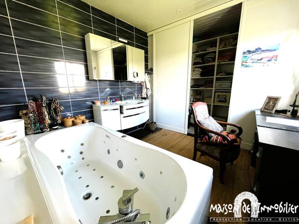 SUD ROYAN - MESCHERS SUR GIRONDE - MAISON SUR SOUS SOL - 5 PIECES -VERANDA - JARDIN Détails des diagnostics énergétiques