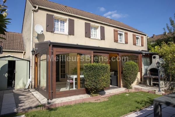 Maison 89 m2-3 chambres-véranda-garage