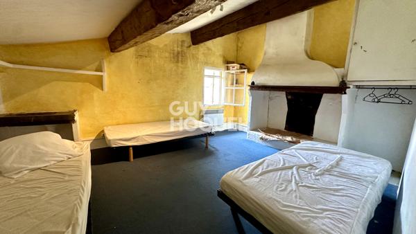 EXCLUSIVITE - à vendre à Cabestany (66330) Maison spacieuse et grange à aménager