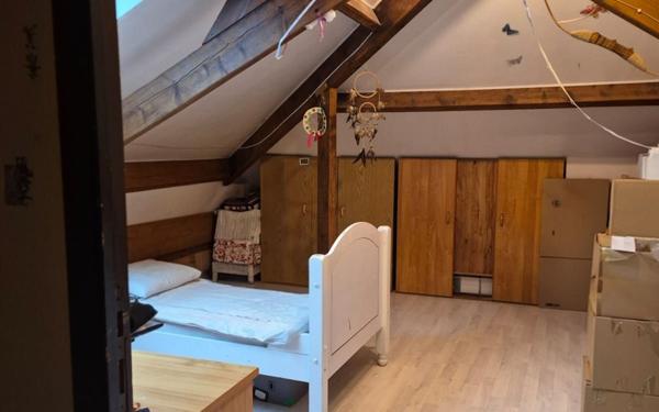 Maison à vendre    7 pièces •  Jouy-le-Moutier