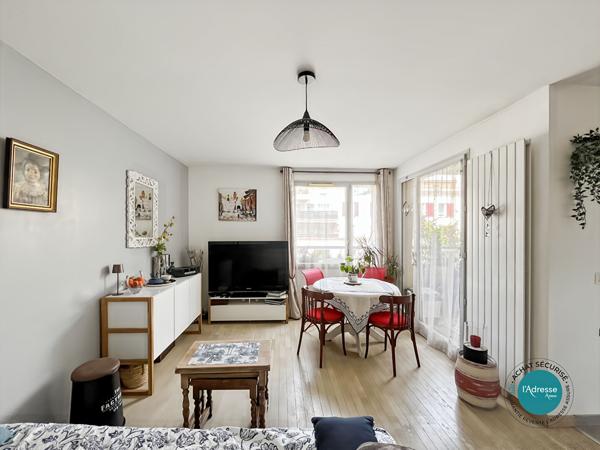 Appartement Saintry Sur Seine 2 pièce(s)