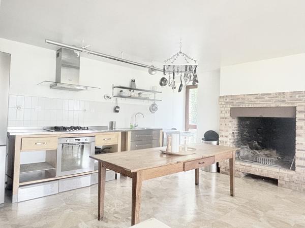 Maison 7 pièces - 216 m²