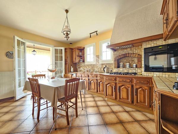 Maison à vendre Puymoyen 16400  4 chambres 175 m2